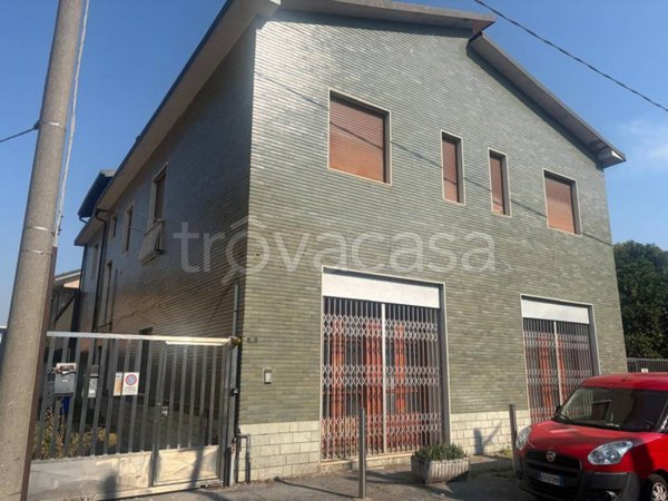 casa indipendente in vendita a Cormano in zona Molinazzo