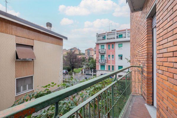 appartamento in vendita a Cormano in zona Brusuglio