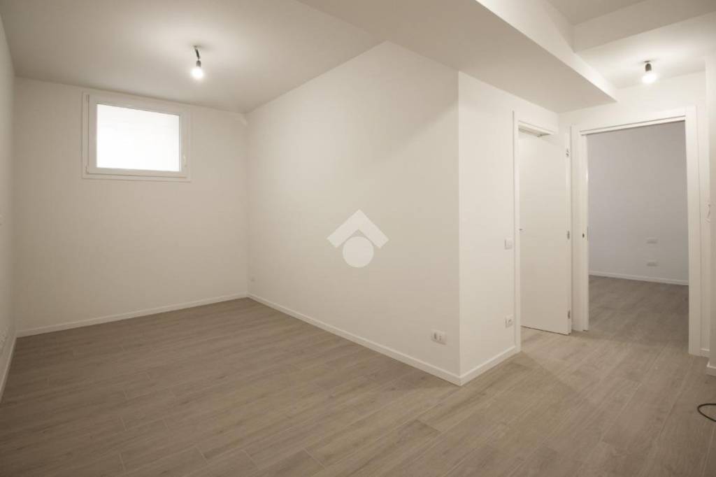 appartamento in vendita a Cormano in zona Molinazzo
