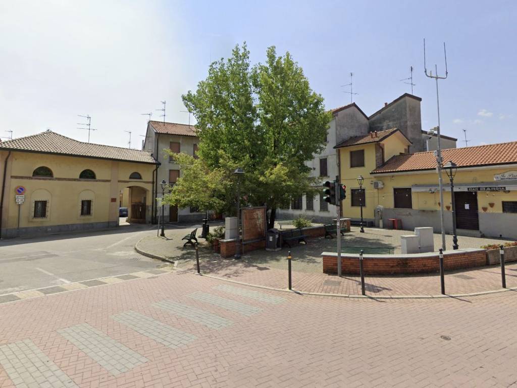 casa indipendente in vendita a Cornaredo in zona Cascina Croce