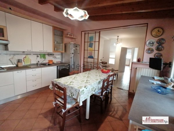 casa indipendente in vendita a Cornaredo