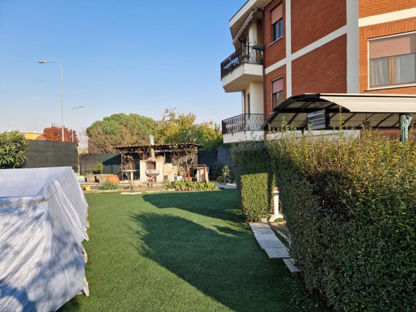 casa indipendente in vendita a Cornaredo