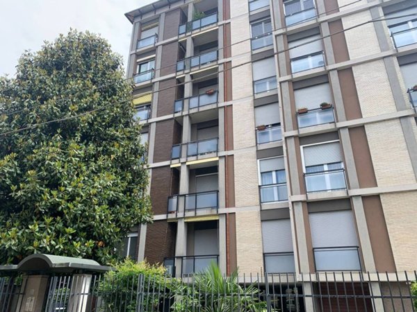 appartamento in vendita a Cornaredo in zona San Pietro all'Olmo