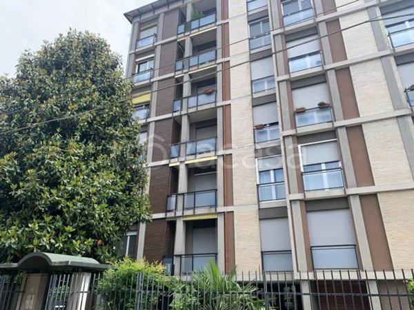 appartamento in vendita a Cornaredo in zona San Pietro all'Olmo