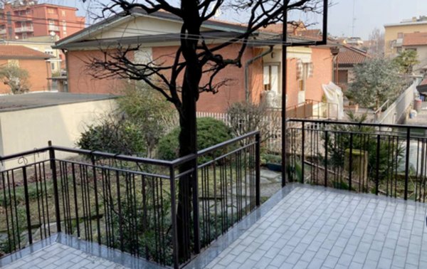 casa indipendente in vendita a Cornaredo