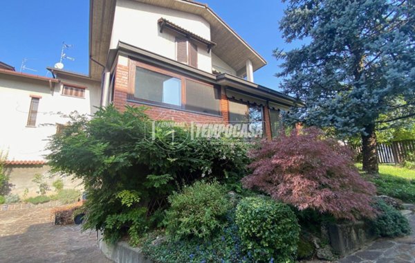 casa indipendente in vendita a Cornaredo