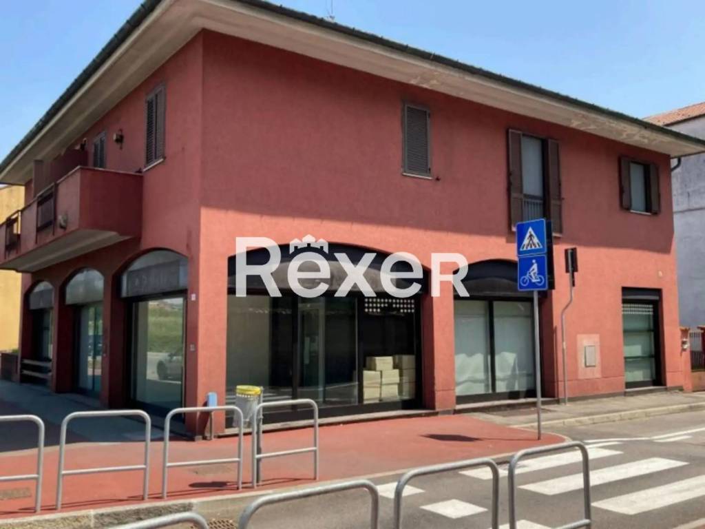 appartamento in vendita a Cornaredo in zona Favaglie