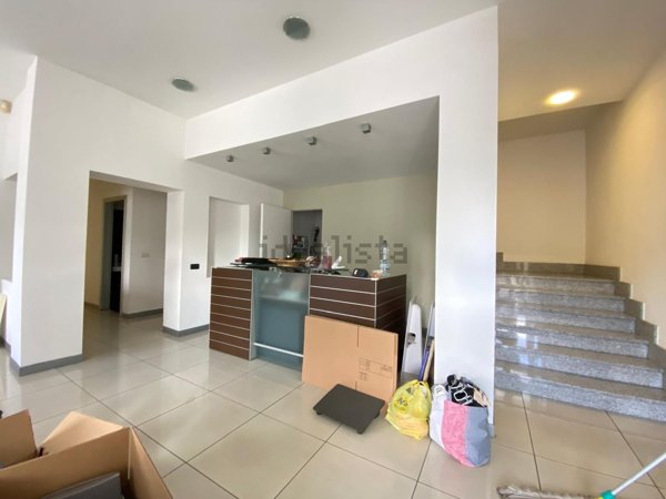 capannone in vendita a Cornaredo