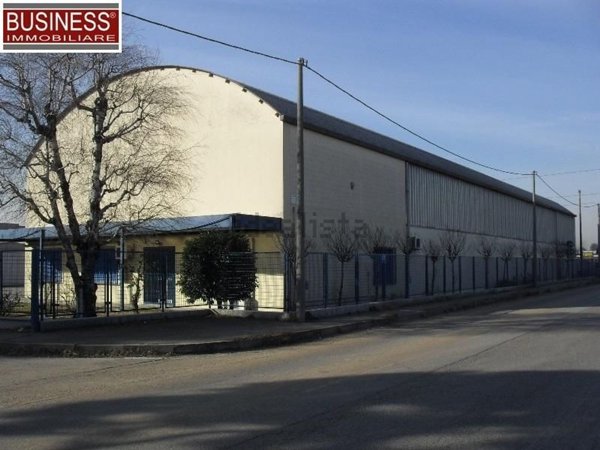capannone in vendita a Cornaredo