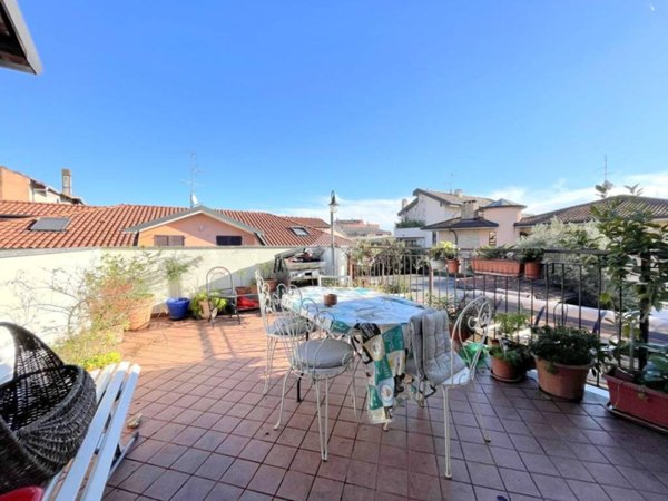 casa indipendente in vendita a Cornaredo