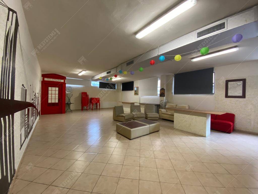 negozio in vendita a Cornaredo