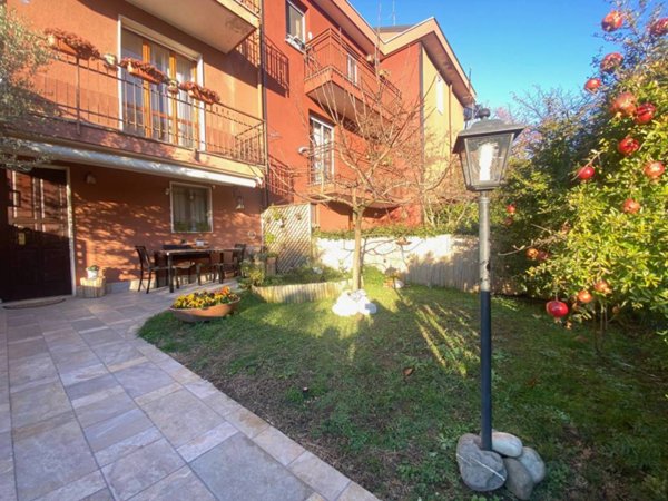 casa indipendente in vendita a Cornaredo