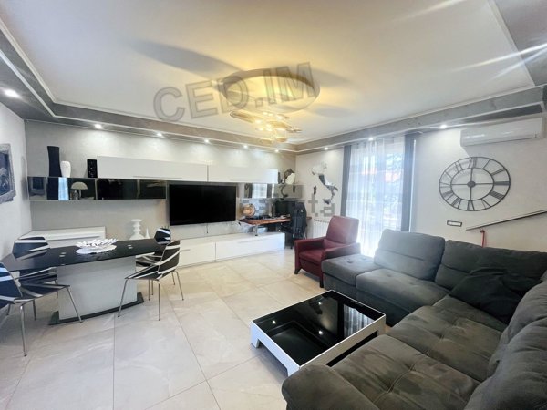 casa indipendente in vendita a Cornaredo