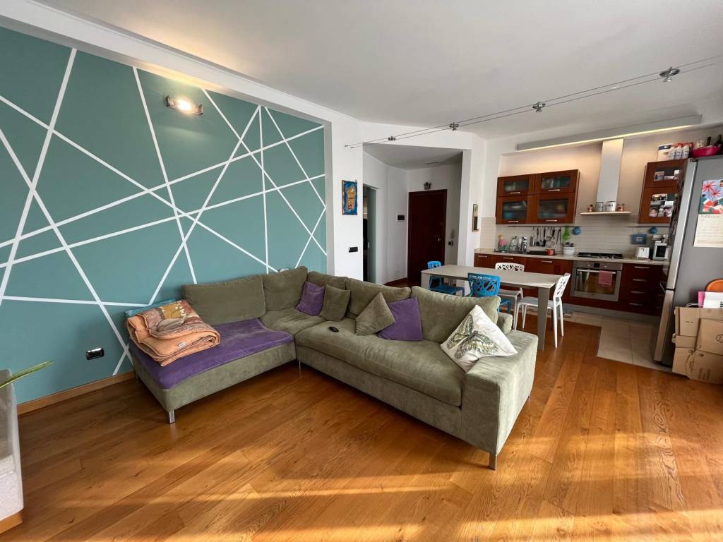 appartamento in vendita a Cornaredo in zona San Pietro all'Olmo