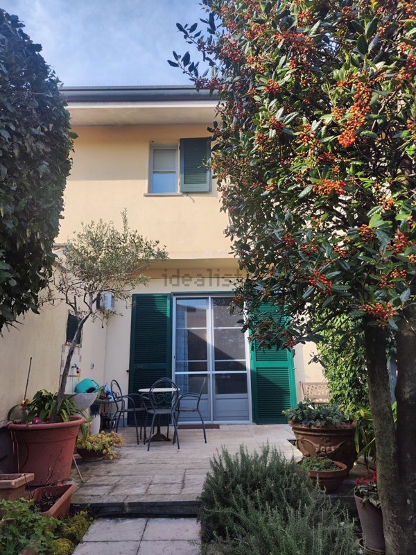 casa indipendente in vendita a Cornaredo