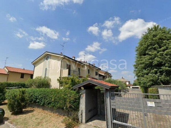 casa indipendente in vendita a Cornaredo