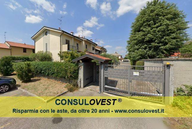 casa indipendente in vendita a Cornaredo