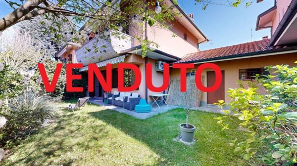 casa indipendente in vendita a Cornaredo