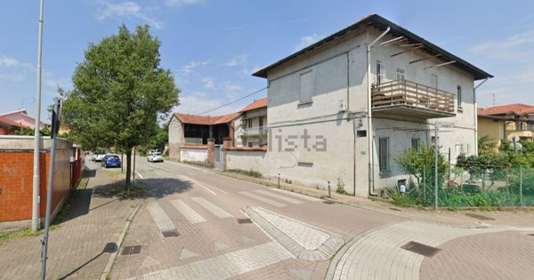casa indipendente in vendita a Cornaredo