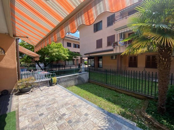 casa indipendente in vendita a Cornaredo