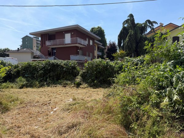 casa indipendente in vendita a Cornaredo in zona Cascine Torrette