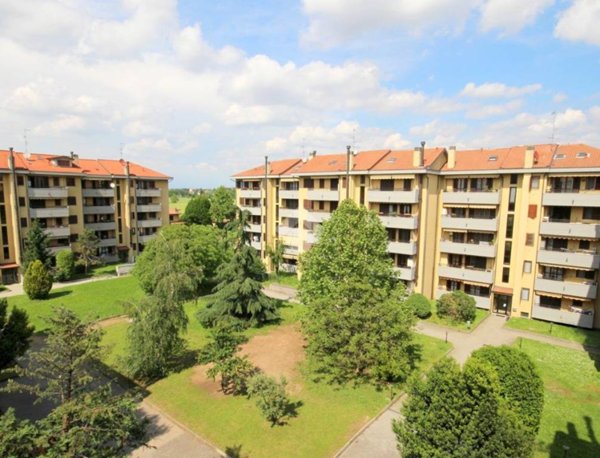 appartamento in vendita a Cornaredo in zona Cascina Croce