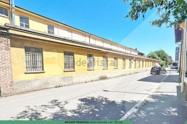 capannone in vendita a Cornaredo in zona Cascina Croce
