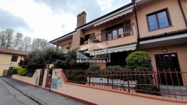 appartamento in vendita a Cornaredo in zona Cascine Torrette