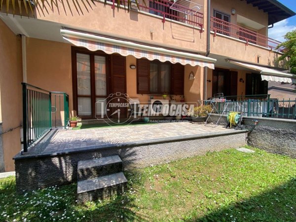 casa indipendente in vendita a Cornaredo