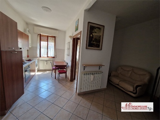 appartamento in vendita a Cornaredo in zona Favaglie