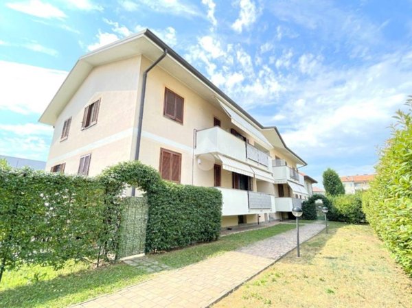 appartamento in vendita a Cornaredo in zona Cascine Torrette