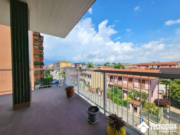appartamento in vendita a Cornaredo in zona Cascina Croce