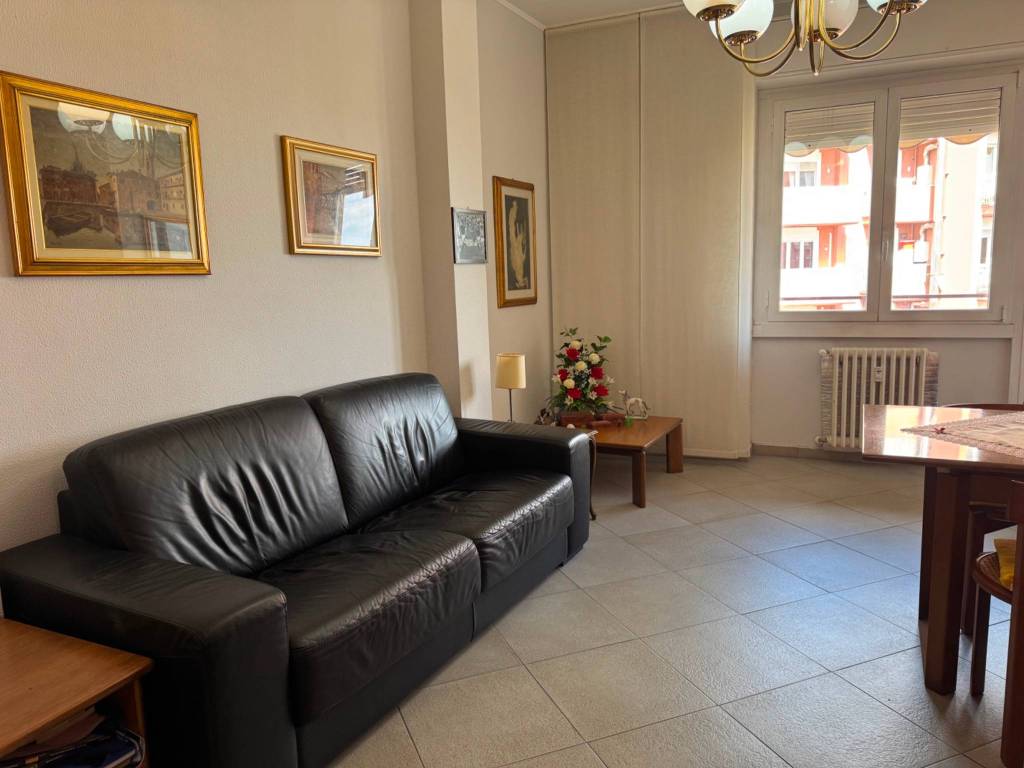 appartamento in vendita a Cornaredo in zona Favaglie