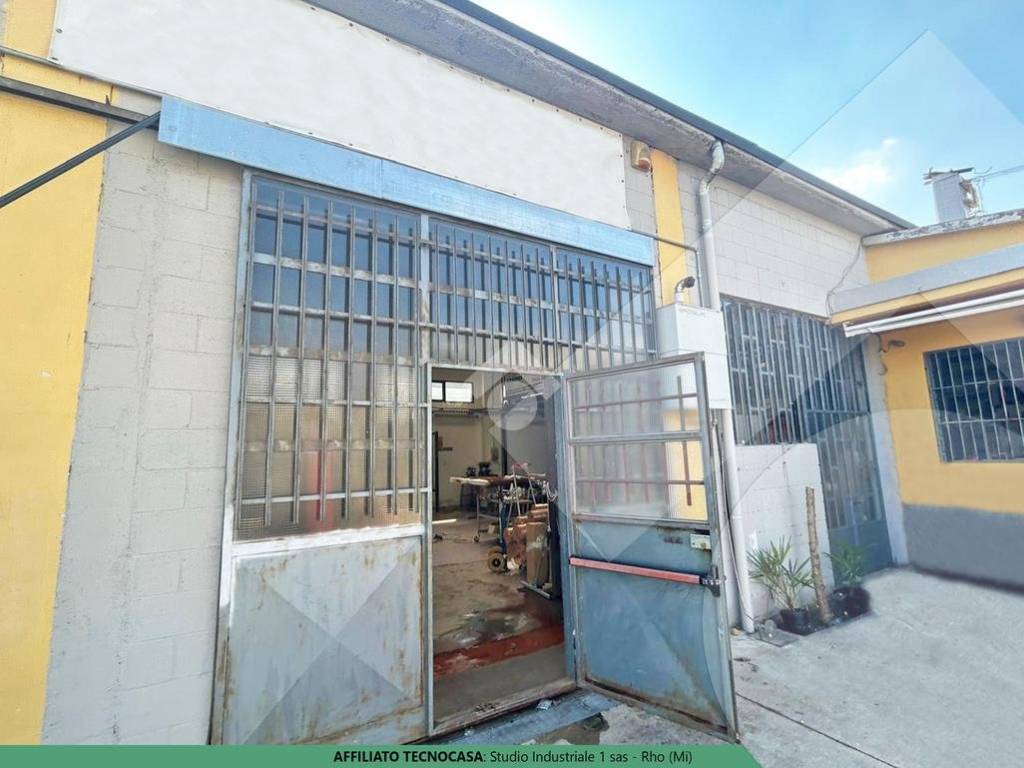 locale commerciale in vendita a Cornaredo