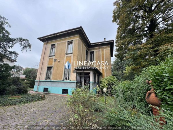 casa indipendente in vendita a Corsico