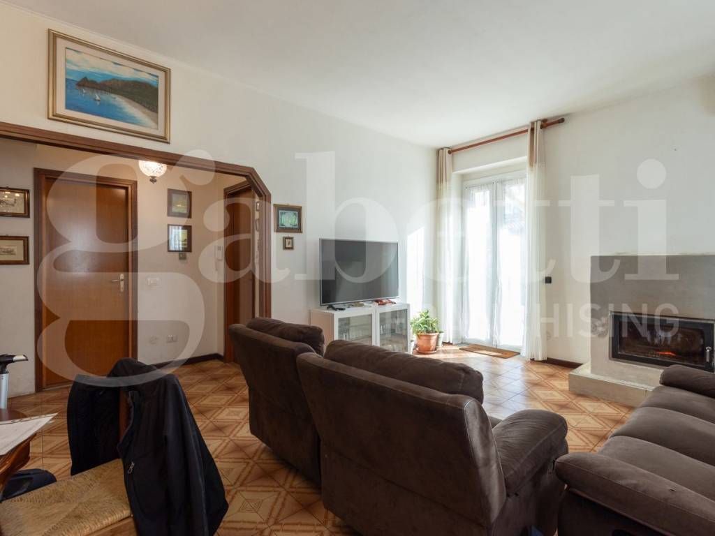 casa indipendente in vendita a Corsico