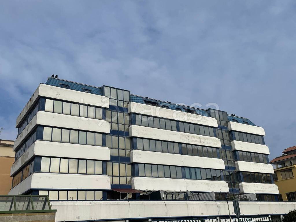 ufficio in vendita a Corsico
