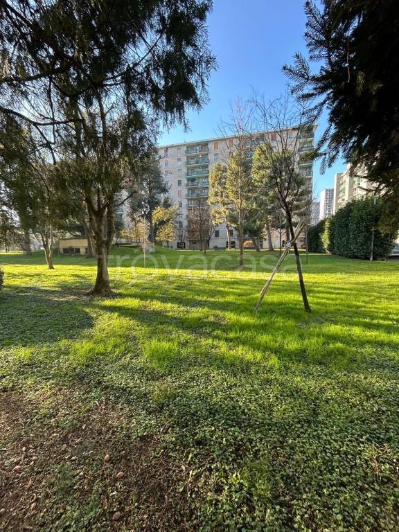 appartamento in vendita a Corsico