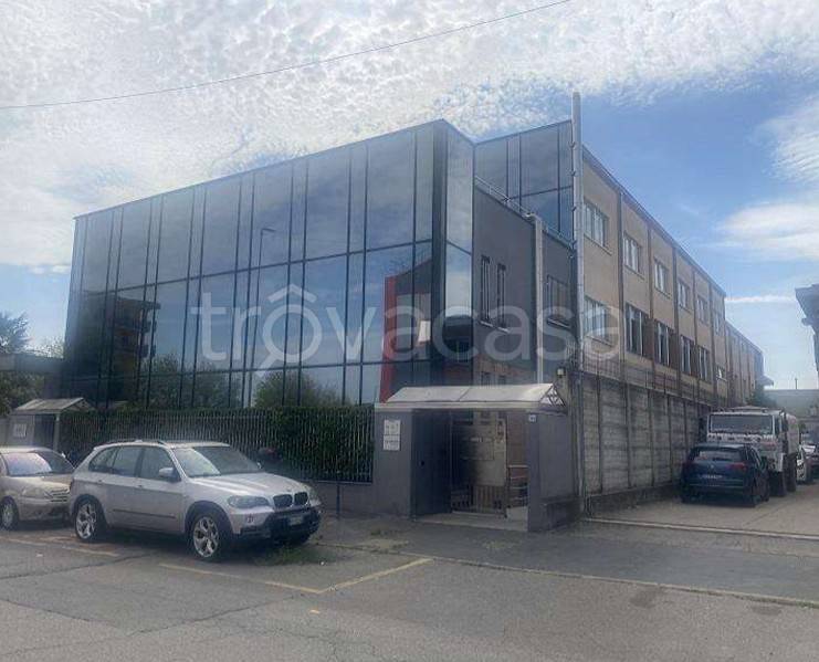 ufficio in vendita a Corsico