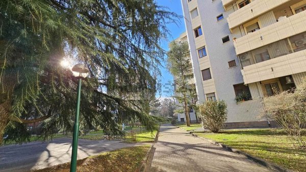 appartamento in vendita a Corsico