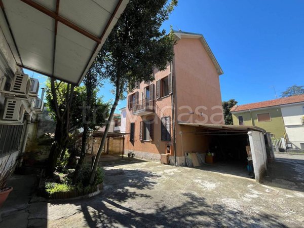 appartamento in vendita a Corsico