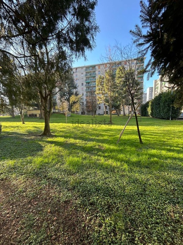appartamento in vendita a Corsico