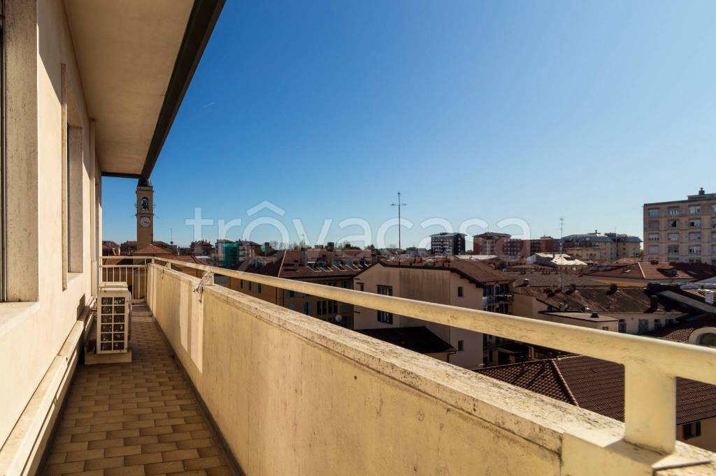 appartamento in vendita a Corsico