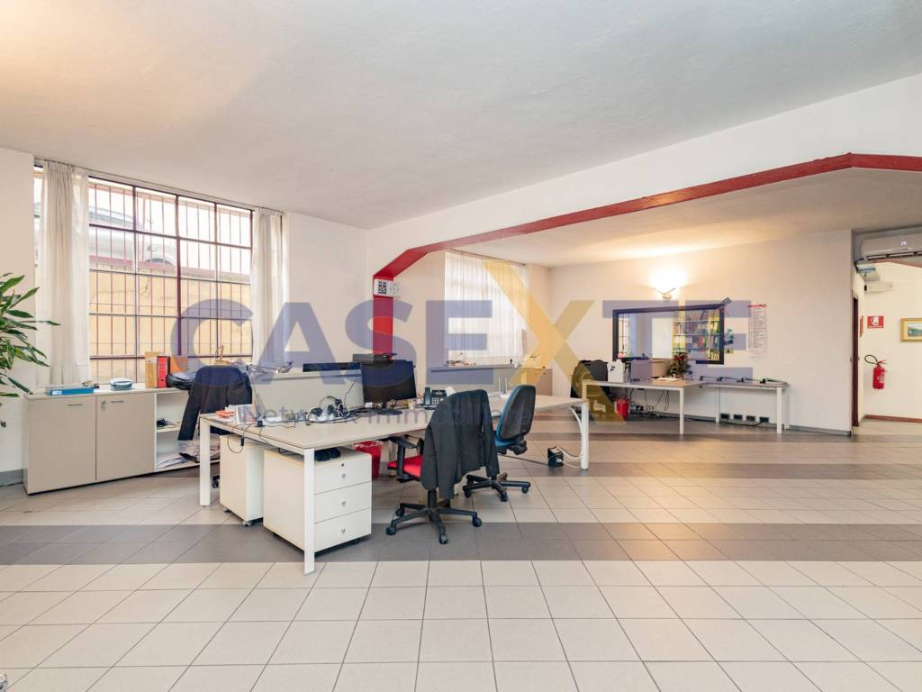 ufficio in vendita a Corsico