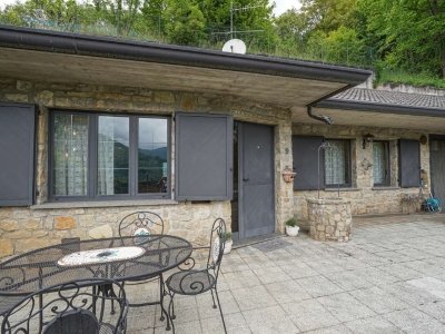 casa indipendente in vendita a Corsico
