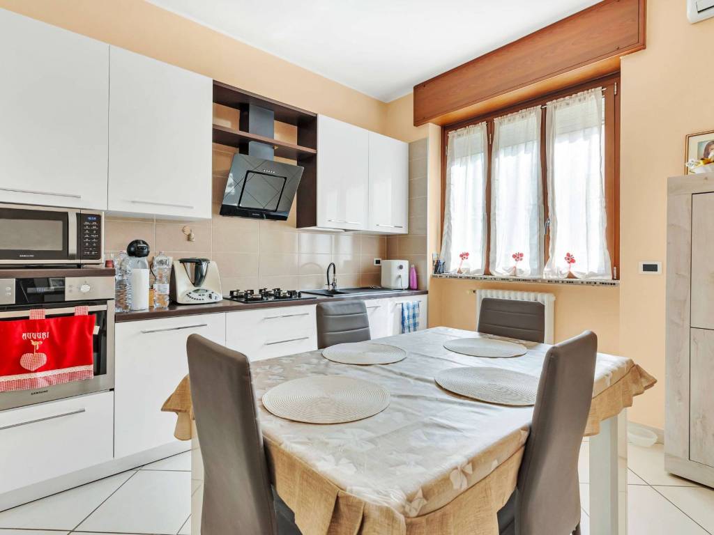 appartamento in vendita a Corsico