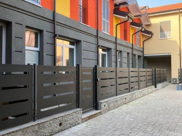 casa indipendente in vendita a Corsico