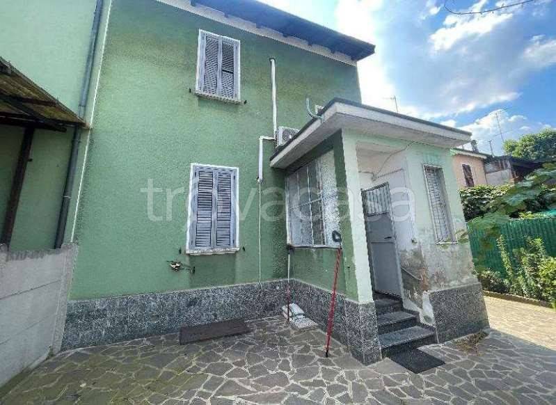 casa indipendente in vendita a Corsico