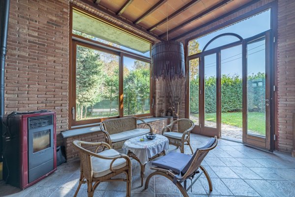 casa indipendente in vendita a Corsico