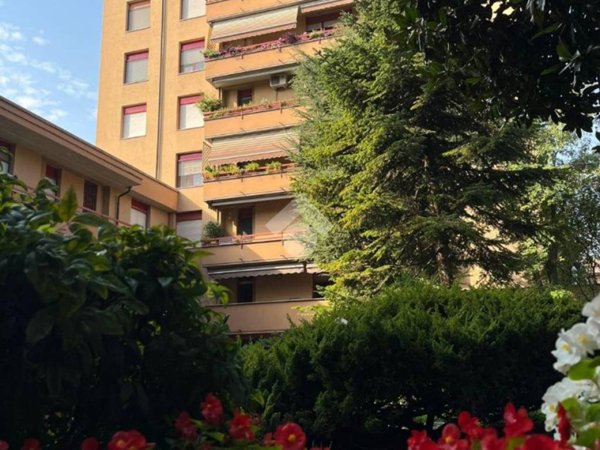 appartamento in vendita a Corsico